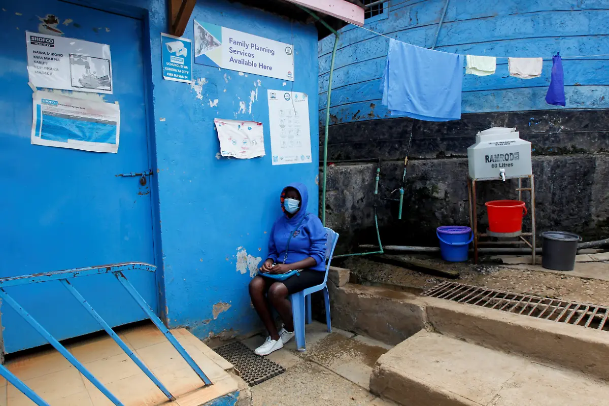 2020-11-16T065811Z-1891440706-RC264K9BCNTV-RTRMADP-3-HEALTH-CORONAVIRUS-TEENAGE-PREGNANCIES