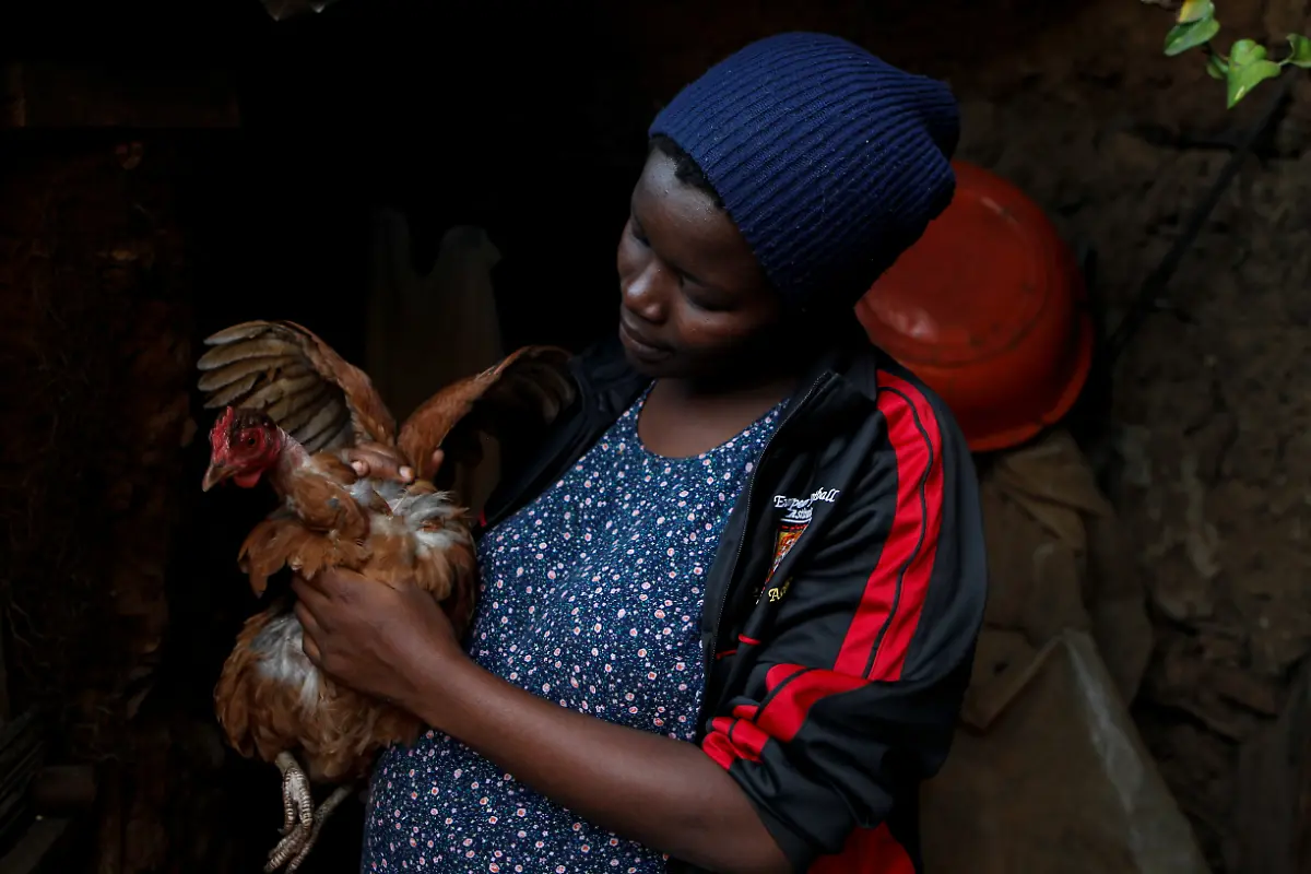 2020-11-16T065549Z-114158411-RC264K9NV7PN-RTRMADP-3-HEALTH-CORONAVIRUS-TEENAGE-PREGNANCIES