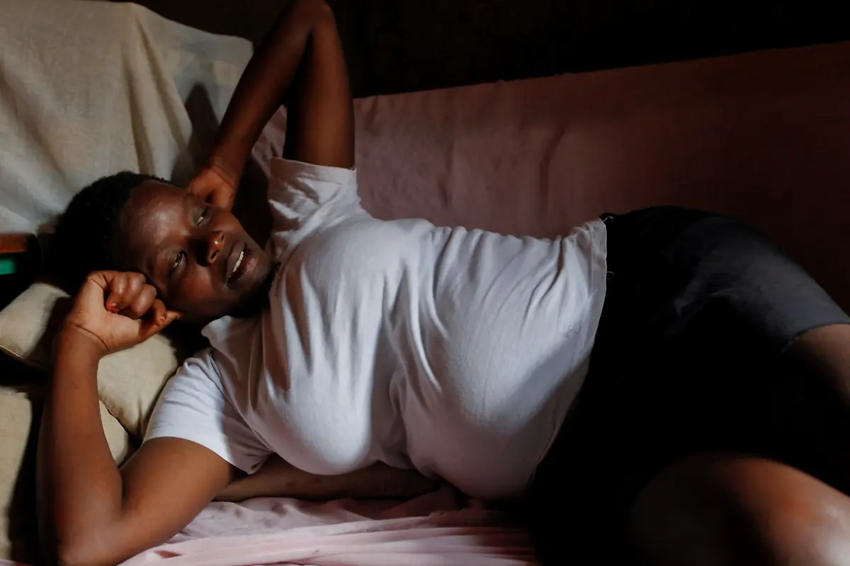 2020-11-16T065523Z-521042618-RC264K9U41BM-RTRMADP-3-HEALTH-CORONAVIRUS-TEENAGE-PREGNANCIES