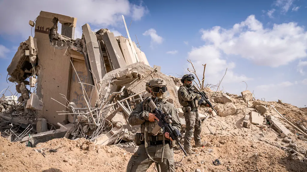 Israelische-Soldaten-in-der-Stadt-Rafah-im-Sueden-des-Gazastreifens