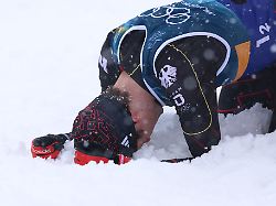 NoKo-Medaillenserie endet bitter: "Tut mir fett leid": Geiger versucht, seinen Doppel-Sturz zu erklären