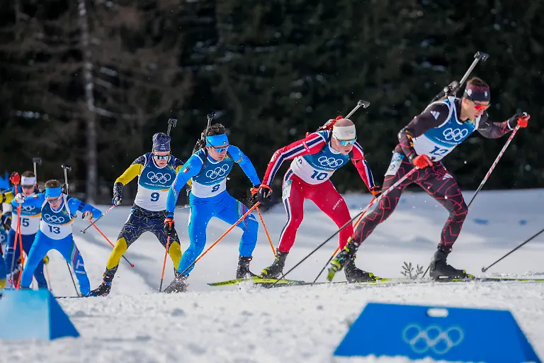 Winter-Olympics-in-Milan-Cortina-2026-Anterselva-Italy-20260220-Lukas-Hofer-from-Italy-Sebastian-Samuelsson-from-Sweden-Tommaso-Giacomel-from-Italy-Johannes-Dale-Skjevdal-from-Norway-and-Philipp-Nawrath-from-Germany-during-the-men-s-15-km-mass-start-in-biathlon-at-the-Winter-Olympics-in-Milano-Cortina-2026-Photo-Heiko-Junge-NTB-Anterselva-Italy-EDITORIAL-USE-ONLY-RESTRICTED-USE-FOR-BETTING-COMPANIES-Ref-SPOUxxAS4Lqglg