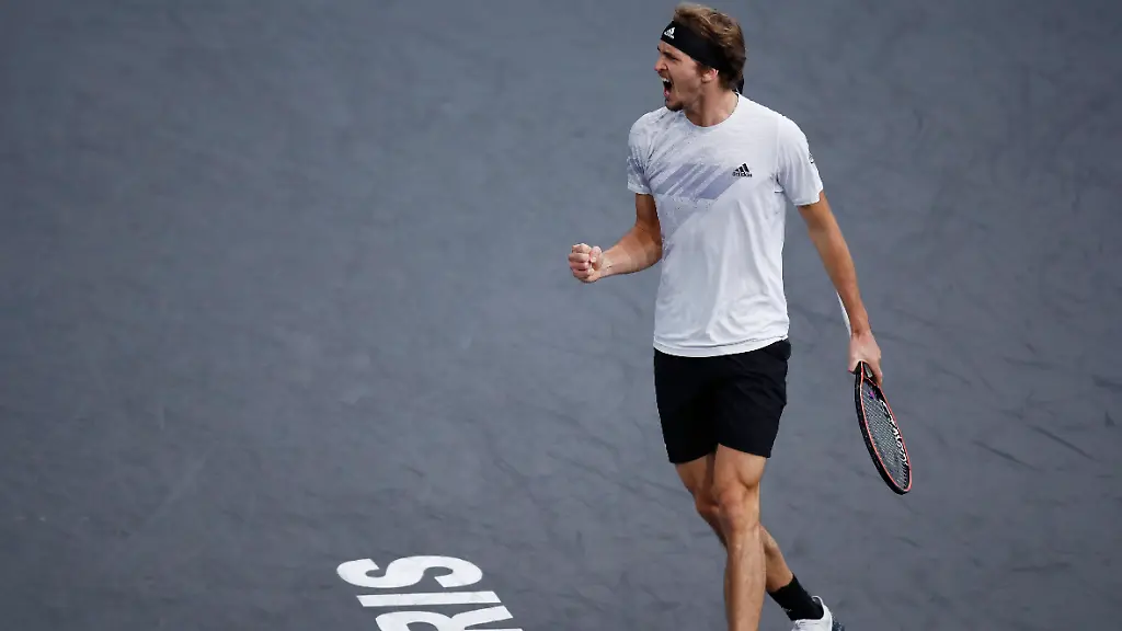 2020-11-08T145817Z-1620625435-UP1EGB815L57A-RTRMADP-3-TENNIS-PARIS