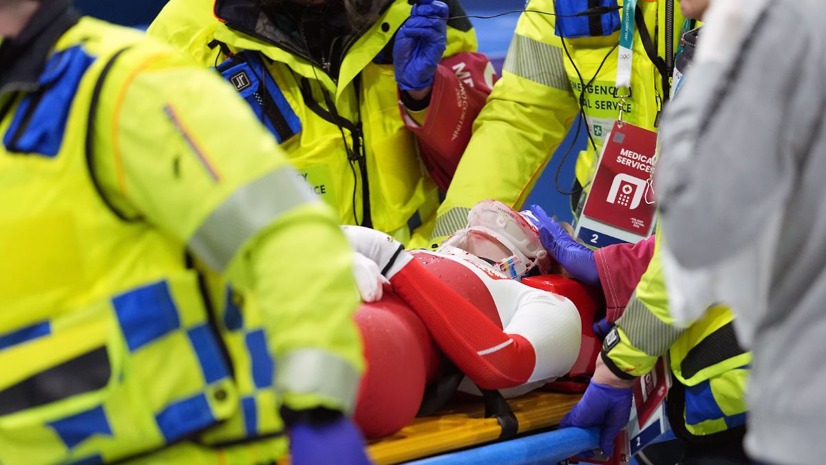 "Müssen uns in Geduld üben": Shorttrackerin nach üblem Unfall mit Kufe im Gesicht operiert