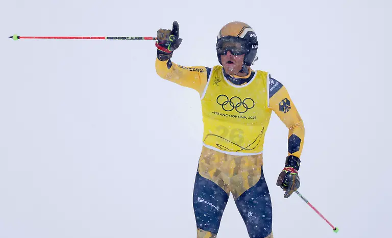Olympia-Olympische-Winterspiele-Mailand-Cortina-2026-Ski-Freestyle-Ski-Cross-Maenner-Halbfinale-Tim-Hronek-Deutschland-reagiert-im-Ziel