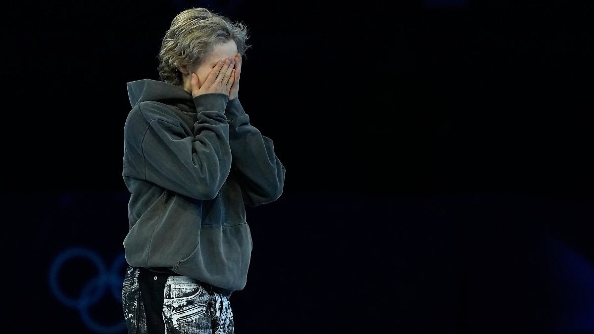 US-Superstar den Tränen nah: Ilia Malinin verzaubert Mailand mit Kür gegen Druck und Hass