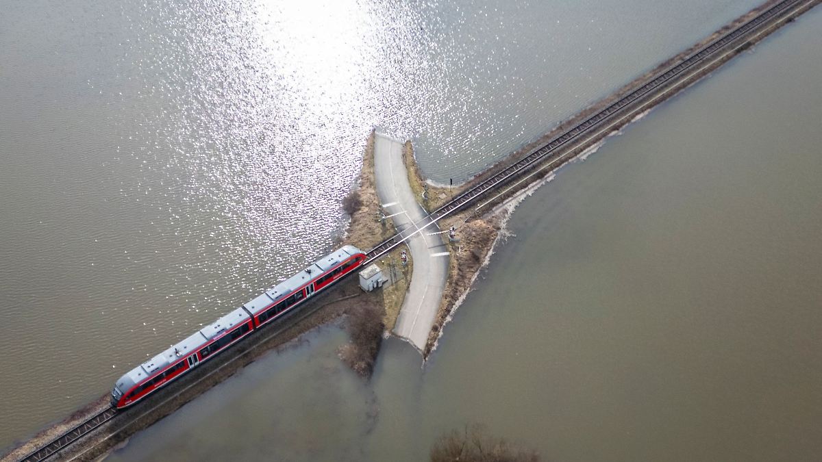Weiterer Regen und sehr milde Luft in Hessen