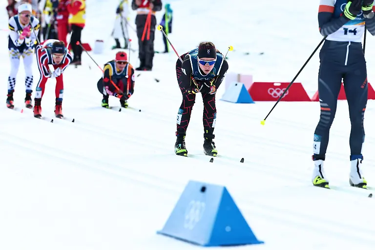 Olympia-Olympische-Winterspiele-Mailand-Cortina-2026-Ski-nordisch-Langlauf-50-km-Massenstart-klassisch-Katharina-Hennig-Dotzler-Deutschland-ist-auf-der-Strecke-unterwegs