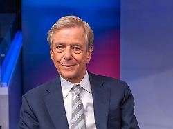 Rückendeckung für Journalisten: Claus Kleber verteidigt Kollegin nach KI-Bildern im "heute journal"