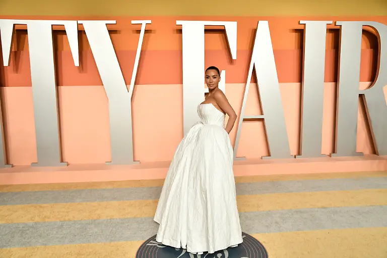 Kim-Kardashian-arrives-at-the-Vanity-Fair-Oscar-Party-on-Sunday-March-2-2025-at-the-Wallis-Annenberg-Center-for-the-Performing-Arts-in-Beverly-Hills-Calif