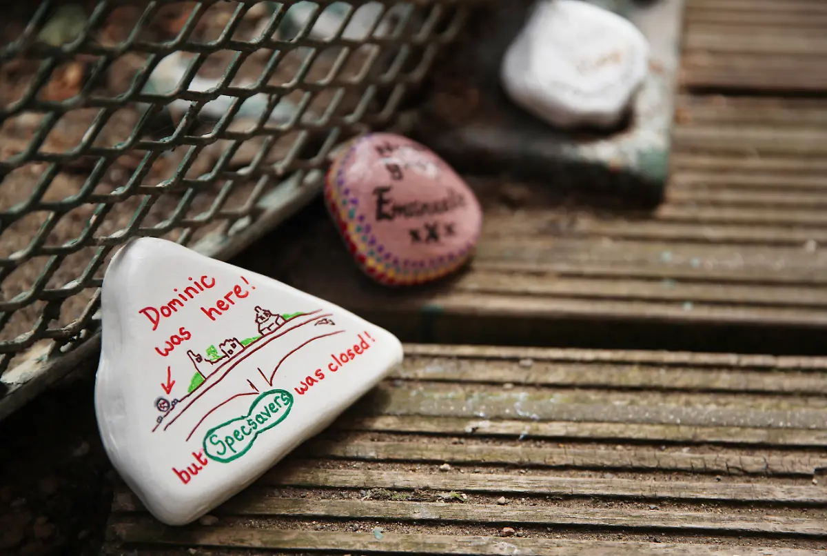 2020-05-27T000000Z-1579351559-RC21XG9AWALL-RTRMADP-3-HEALTH-CORONAVIRUS-BRITAIN