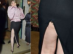 So viel Bein sollt's nicht sein: Kirsten Dunst reißt der Rock