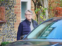 In London abgeführt: Ex-Botschafter Mandelson nach Epstein-Enthüllungen festgenommen