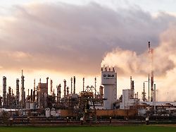 Gewerkschaft protestiert: BASF versilbert Tausende Werkswohnungen