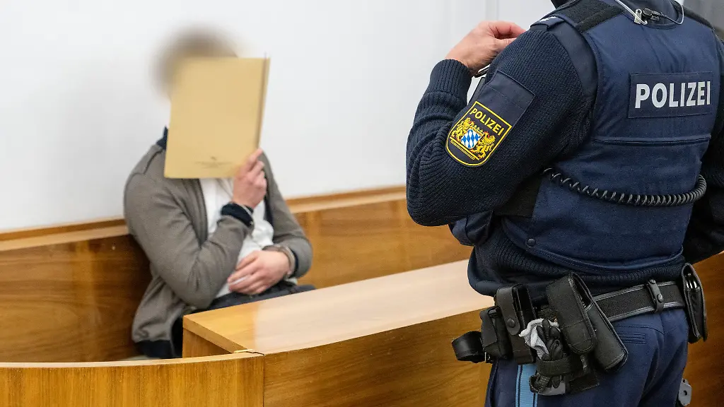 Nach-einer-toedlichen-Raserei-durch-Kaufbeuren-droht-dem-jungen-Autofahrer-eine-lange-Haftstrafe