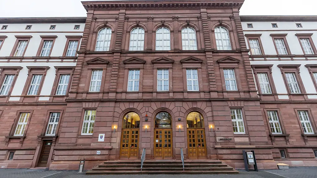 Im-Mordprozess-um-den-Tod-einer-55-jaehrigen-Frau-faellt-an-diesem-Dienstag-vor-dem-Landgericht-Giessen-voraussichtlich-das-Urteil