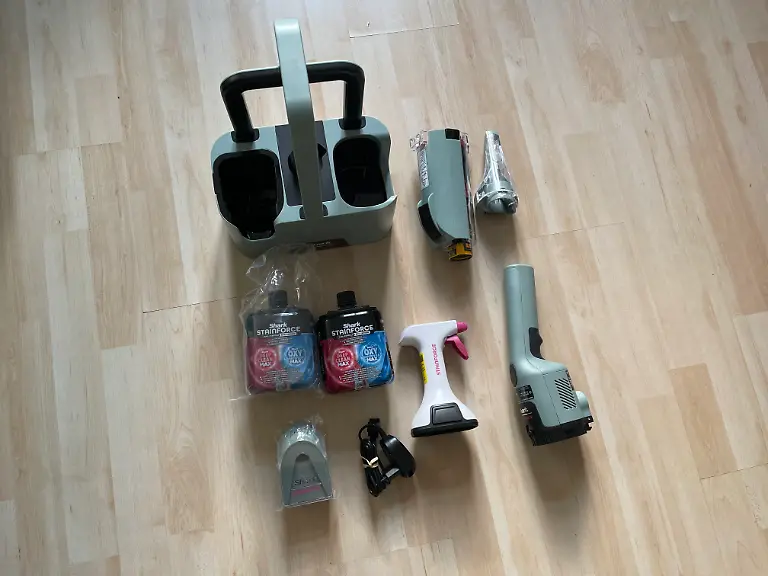 Einzelteile des Shark Steinforce