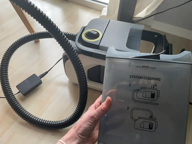 Kärcher Teppich- und Polsterreiniger Frischwassertank Test
