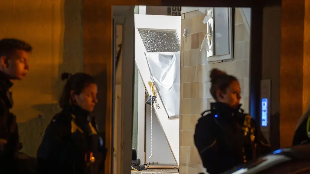 Nach-der-Explosion-ermittelt-eine-Mordkommission