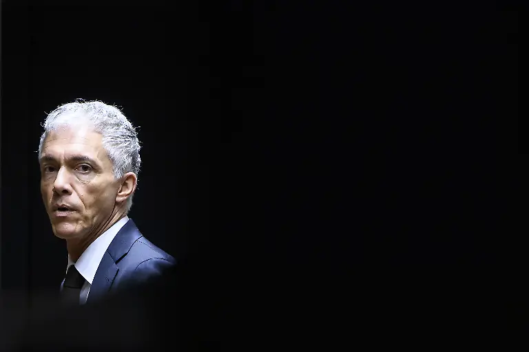 ARCHIVBILD-ZUR-GEPLANTEN-EINSTELLUNG-DES-VERFAHRENS-GEGEN-MICHAEL-LAUBER-Michael-Lauber-trifft-am-Montag-13-Mai-2019-zur-Anhoerung-der-vereinigten-Geschaeftspruefungskommission-GPK-des-National-und-Staenderats-im-Bundeshaus-in-Bern-ein-Die-GPK-will-nach-den-Geheimtreffen-zwischen-Lauber-und-Fifa-Chef-Gianni-Infantino-entscheiden-ob-sie-Vorbehalte-gegen-Laubers-Wiederwahl-in-der-Sommersession-hat