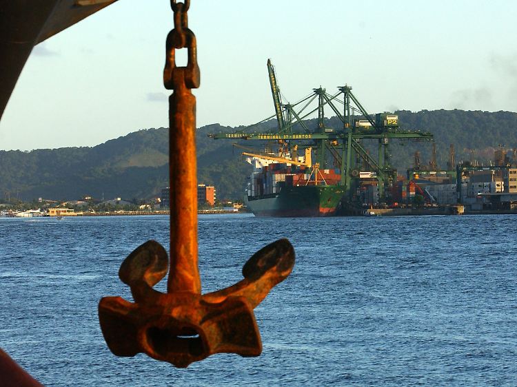 Santos ist der größte Hafen Lateinamerikas.