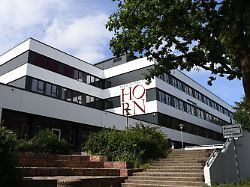 Pädagoge gewinnt vor Gericht: Bremer Schule darf Lehrer trotz Sex-Vorwürfen nicht rauswerfen