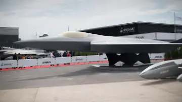 285123880