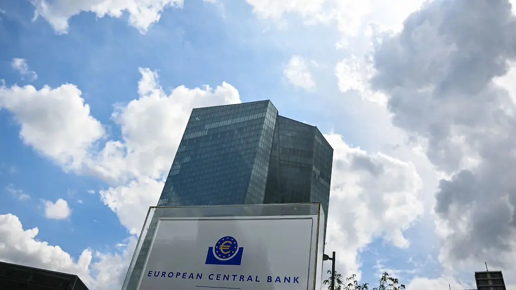 Die-Geldpolitik-fordert-Tribut-Naechstes-Verlustjahr-fuer-die-Europaeische-Zentralbank