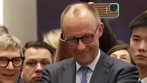 Merz_Robo