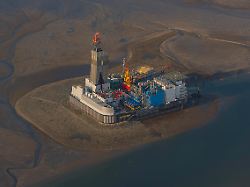 Umwelthilfe: "Historischer Sieg": Betreiber müssen Ölförderung auf Bohrinsel Mittelplate stoppen