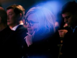 Befragung vor Kongress-Ausschuss: Hillary Clinton weist Kontakt oder Wissen um Epsteins Taten zurück