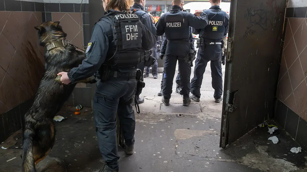 Mehr-als-200-Personen-wurden-konktrolliert