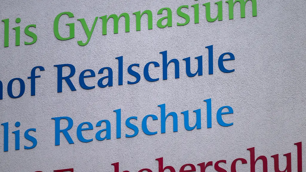 Nicht-alle-Schulen-sind-gleichermassen-vom-Schuleschwaenzen-betroffen