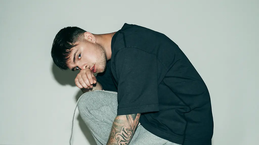 Mike-Singer-Press-Image-2020-106