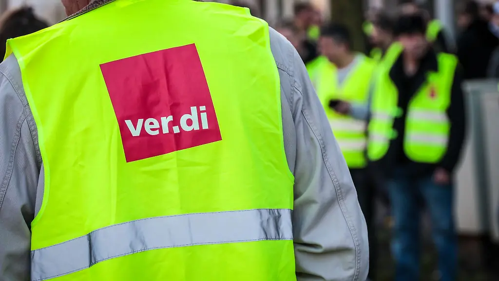 Verdi-hat-den-Nahverkehr-mit-einem-Warnstreik-lahmgelegt