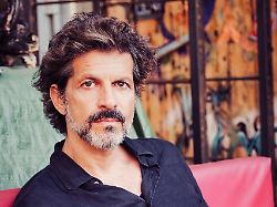 "Back to the Future" in Schweizerisch: Pasquale Aleardi: "Es endet damit, dass ich mich wie ein Teenager benehme"