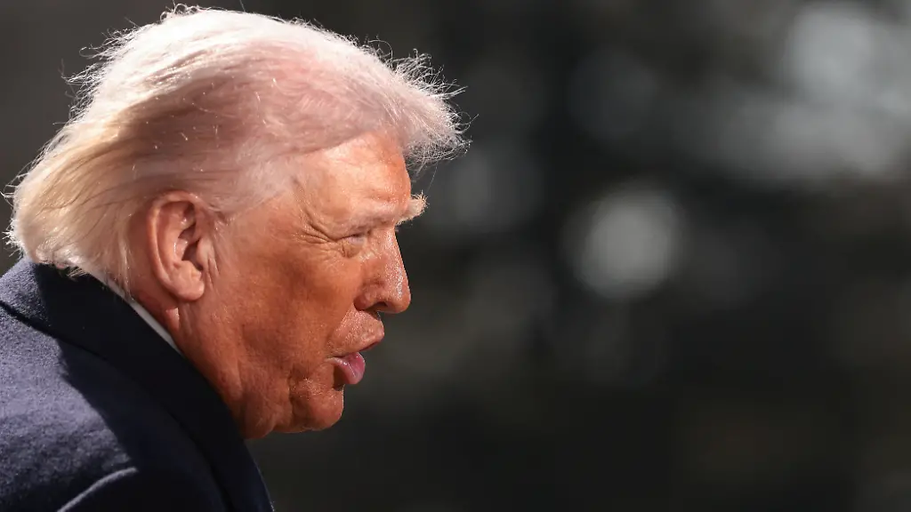 U-S-President-Donald-Trump-speaks-to-the-press-as-he-departs-from-the-White-House-ahead-of-his-trip-to-Corpus-Christi-Texas-in-Washington-D-C-U-S-February-27-2026