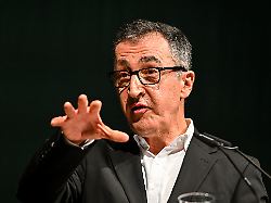 Holen Grüne die CDU ein?: Özdemir will "viel stärkere" Steuerung von Einwanderung