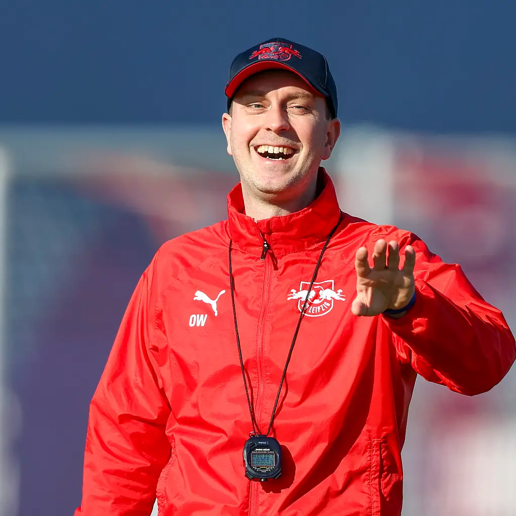 25-02-2026-Sachsen-Leipzig-Fussball-Maenner-Bundesliga-Training-RB-Leipzig-RB-Leipzig-Trainingszentrum-Trainer-Ole-Werner-RB-Leipzig-leitet-das-Training