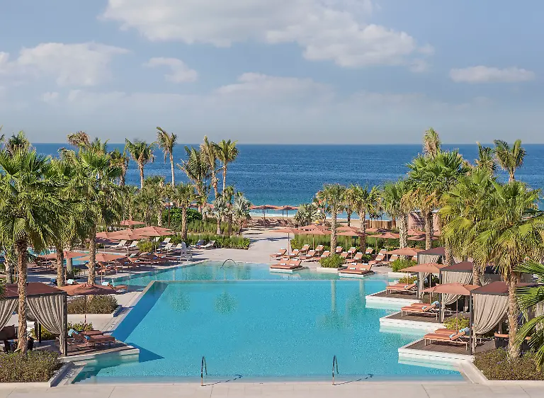 Caesars-Palace-Bluewaters-Dubai-Neptune-Pool-2-Compressed