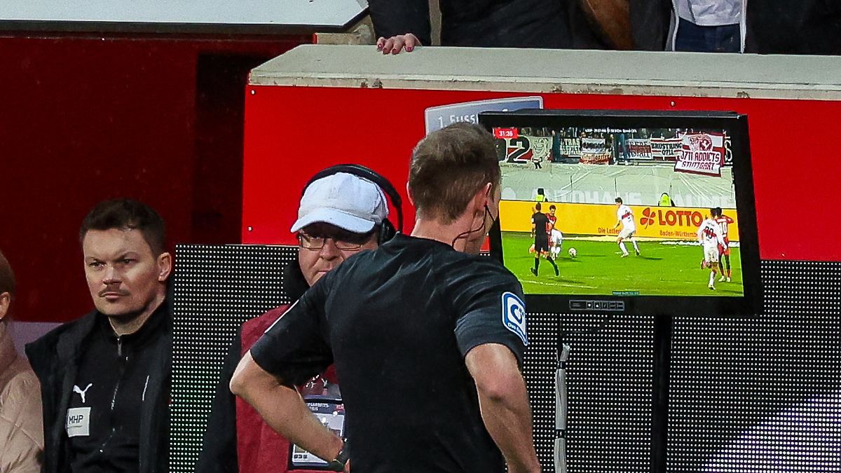 Regelwächter beschließen Änderungen für die Fußball-WM