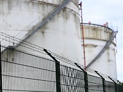 "Zuspitzende Sicherheitslage": Bank Barclays rechnet mit Ölpreis-Anstieg auf 100 US-Dollar