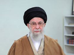 News Bilder Des Tages March 20 2025 Tehran Iran Iran S Supreme Leader Ayatollah ALI KHAMENEI Addresses The Nation In A Televised Speech Marking The Iranian New Year Nowruz In Tehran