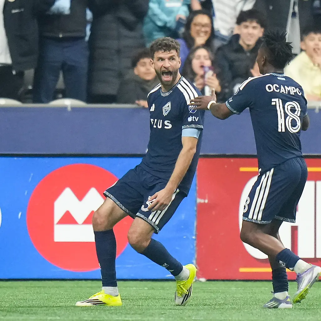 Vancouver-Whitecaps-Thomas-Muller-left-and-Edier-Ocampo-celebrate-Muller-s-second-goal-against-Toronto-FC-during-the-first-half-of-an-MLS-soccer-match-in-Vancouver-on-Saturday-Feb-28-2026