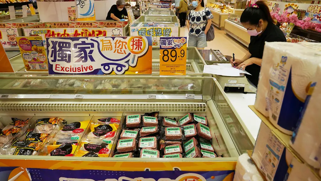 2020-10-20T043100Z-409969496-RC24MJ9D3N06-RTRMADP-3-HONGKONG-IMPOSSIBLEFOODS