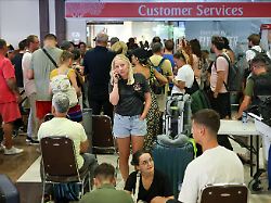 Bund: Sicherheit geht vor: 30.000 deutsche Touristen stranden wegen des Iran-Kriegs