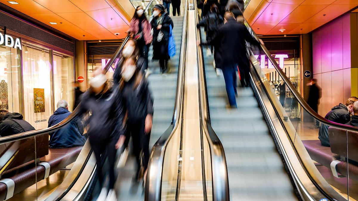 Feueralarm in Einkaufszentrum sorgt für Panik