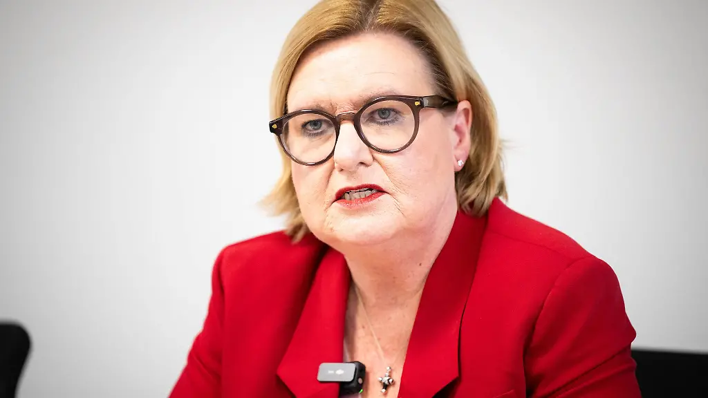 Bremen-Innensenatorin-verurteilt-den-Brandanschlag