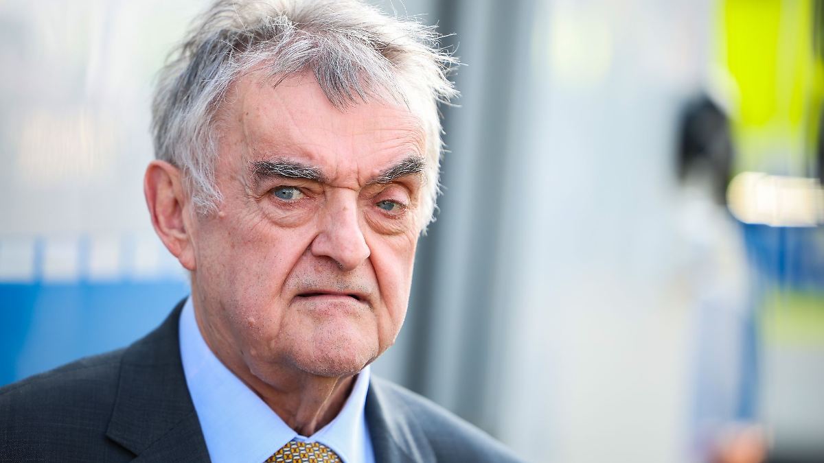 Iran-Konflikt: Reul mahnt zu Wachsamkeit - "dynamische Lage"