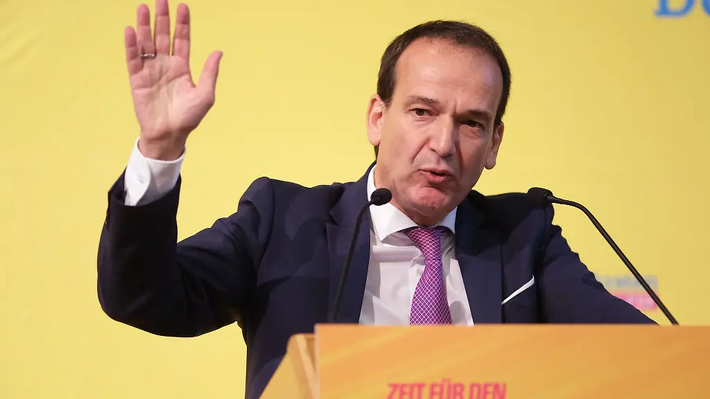 FDP-Fraktionschef-Andreas-Silbersack-hat-den-Programmentwurf-der-AfD-Sachsen-Anhalt-fuer-die-Landtagswahl-kritisiert